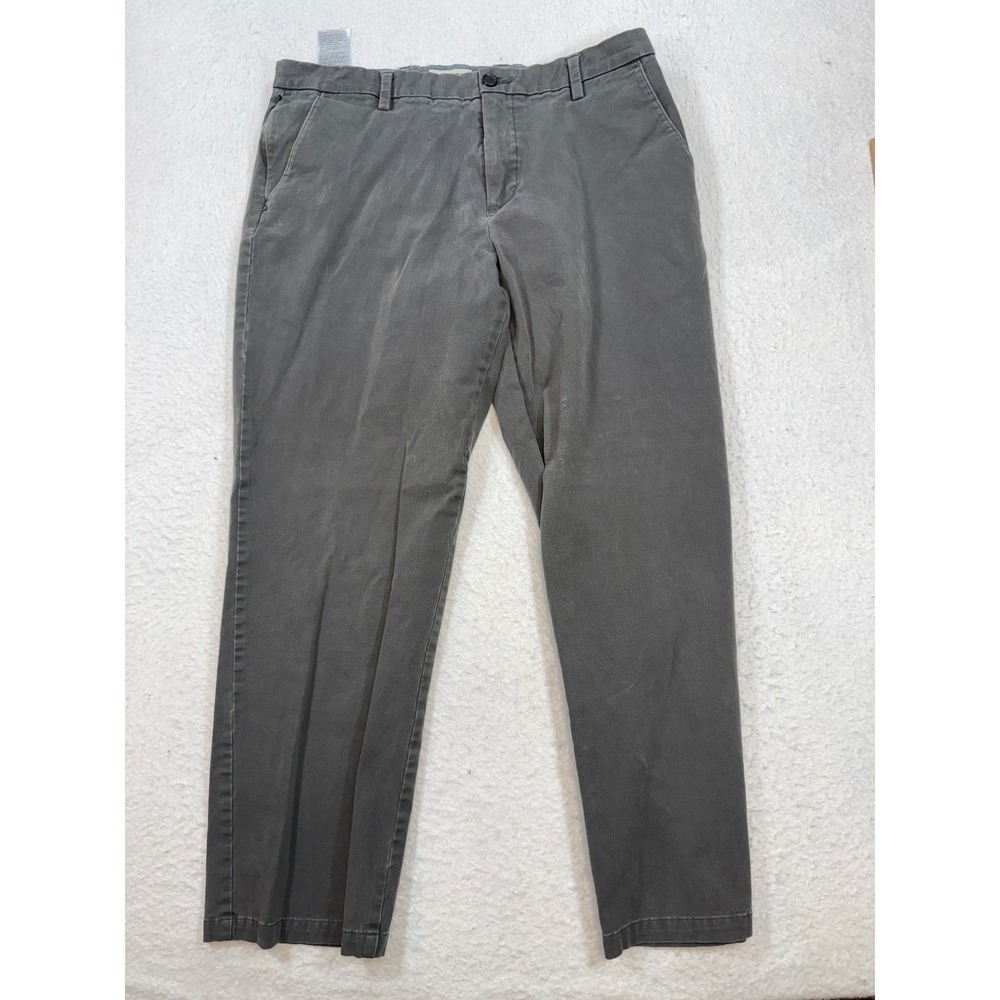 Dockers Mens Classic Fit Chino Pants Charcoal Gray 36x32 S40196